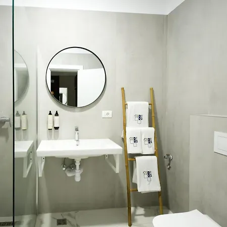 Cube2 Boutique Apartment Navodari