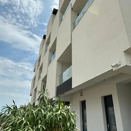 Cube2 Boutique Apartment *