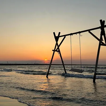 Cube2 Boutique Apartment Navodari