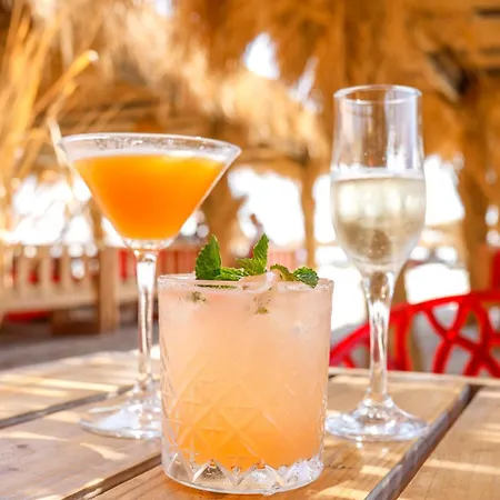 Cube2 Boutique Apartment Navodari