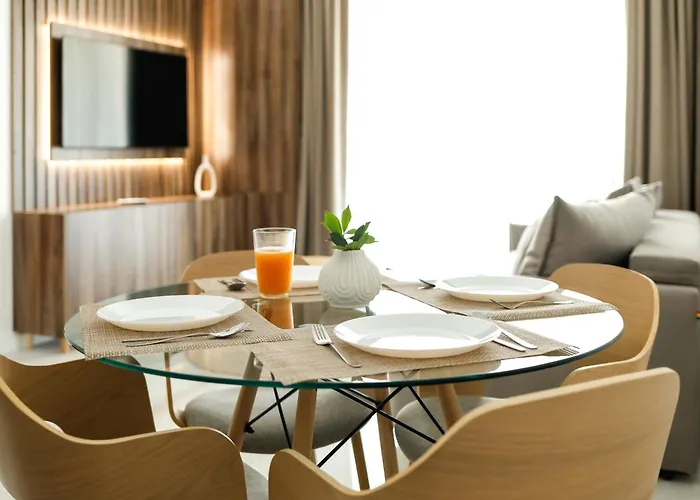 Cube2 Boutique Năvodari